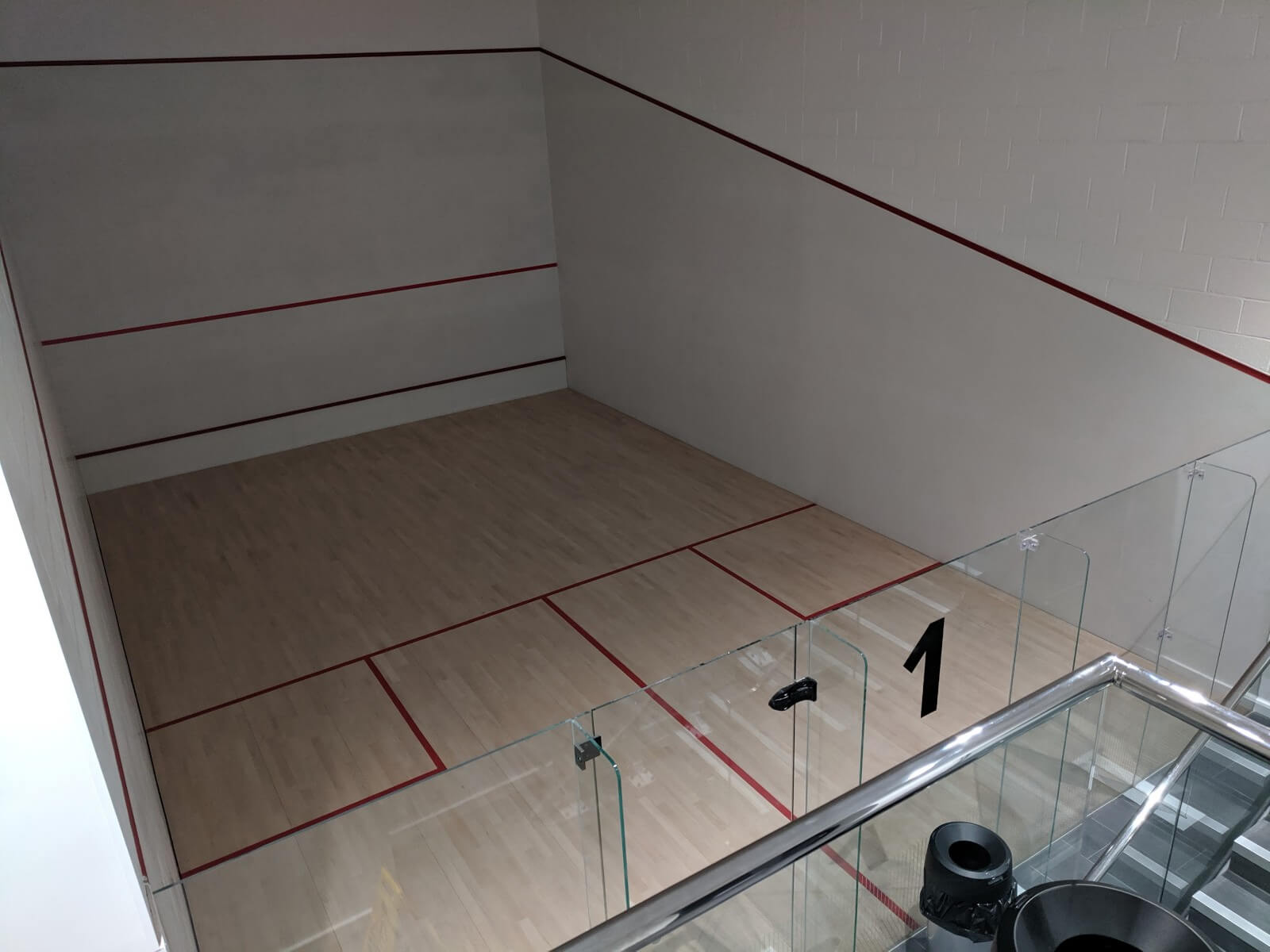 Squash courts at The Wave - CVLife